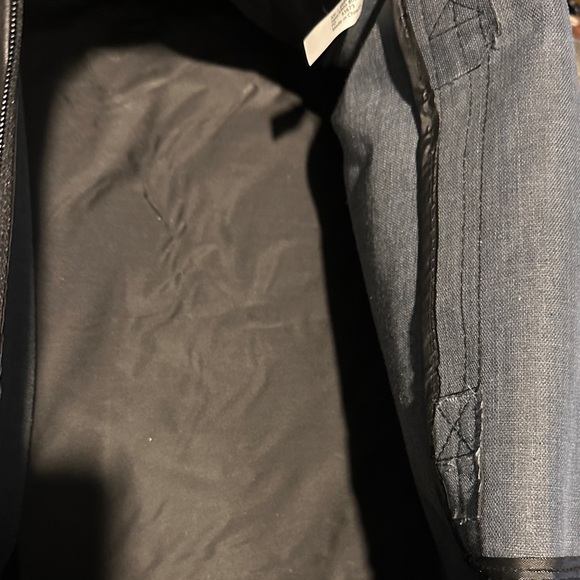 Men's Duffle Bag - Picture 13 of 16